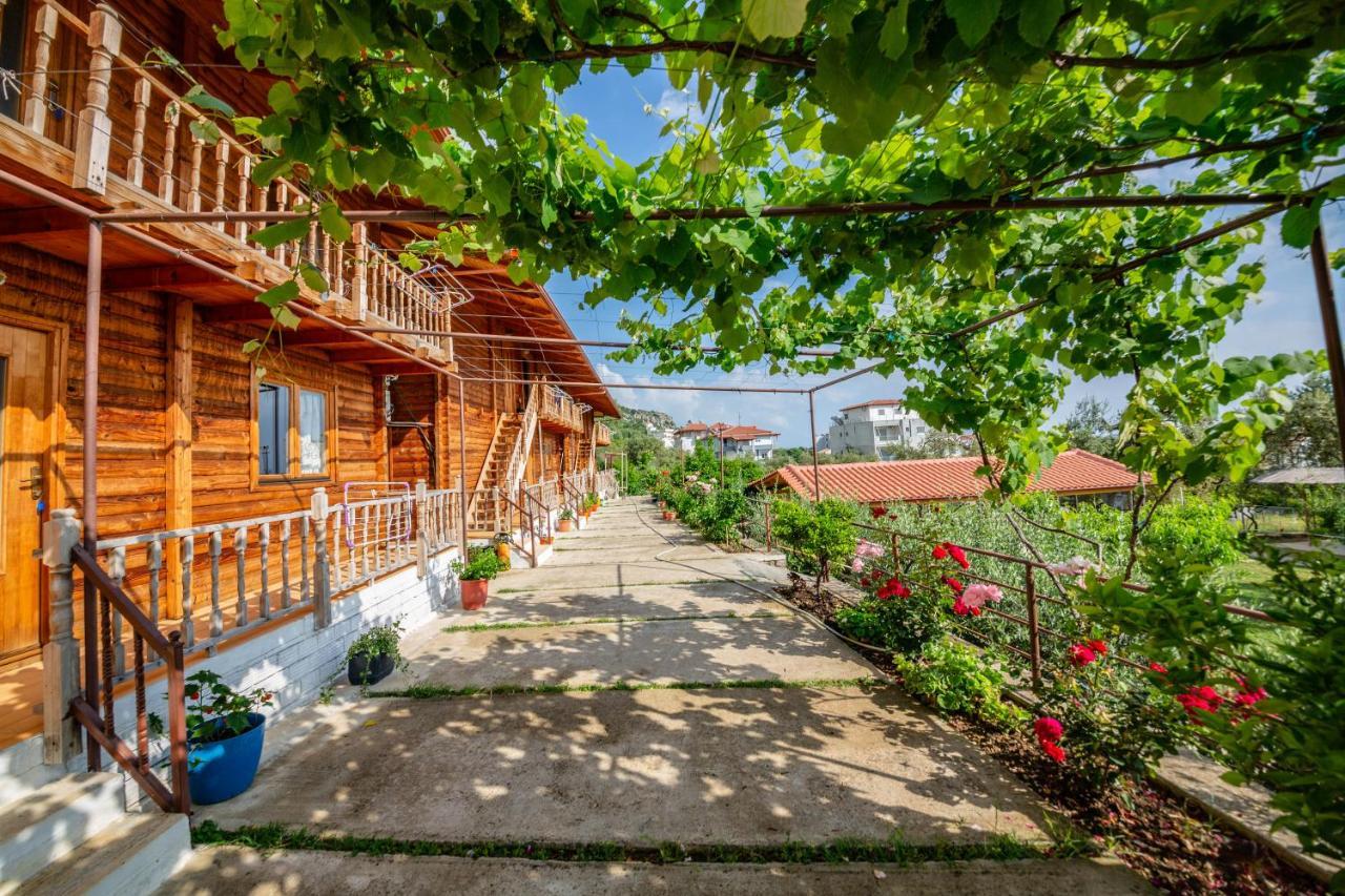 Guest House Luiza ボルシュ エクステリア 写真